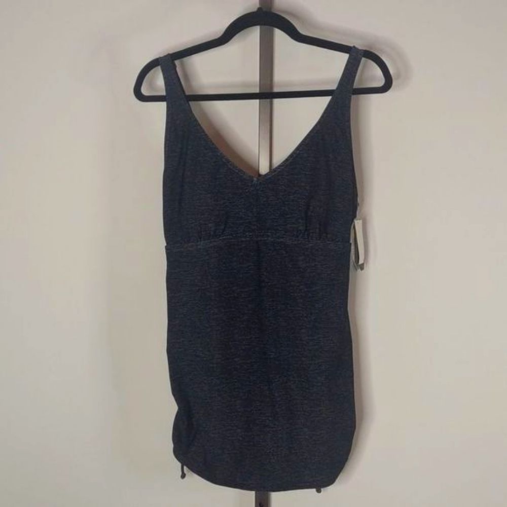 TYR Performance Tank Size 16 NWT MSRP $89